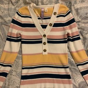 Striped ribbed sweater with buttons